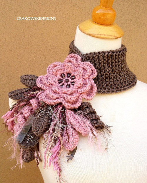 Оригинальные вязаные шарфы с цветами ручной работы