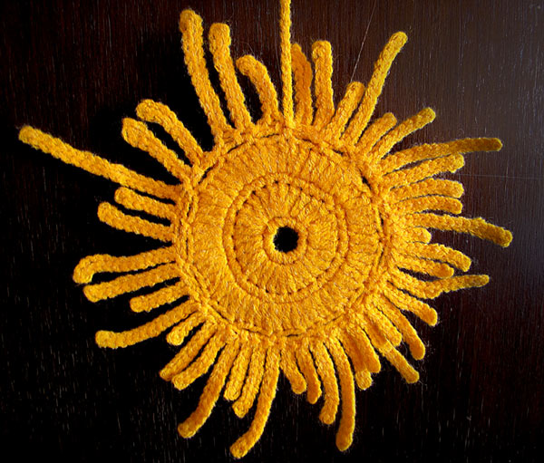 Солнышко вязаное крючком