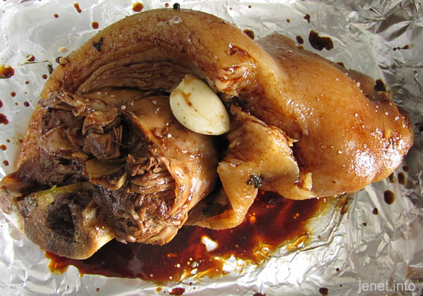Рецепт Свиная рулька запеченная в духовке